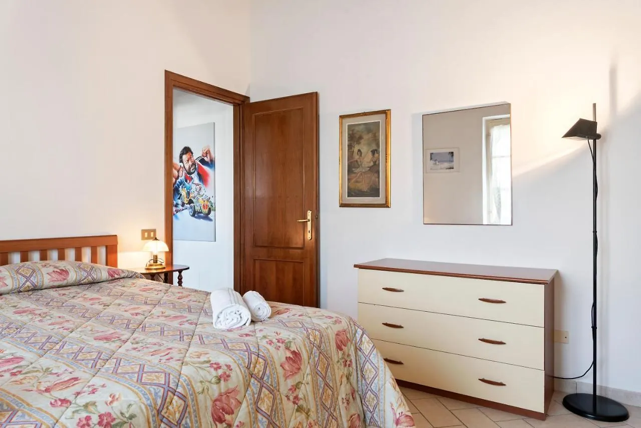 Bud Spencer'S Garden House Apartment Marina Di Pisa